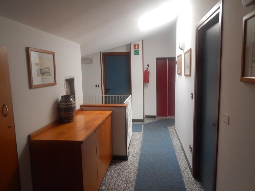 Hotel Aurora Treviso Buitenkant foto