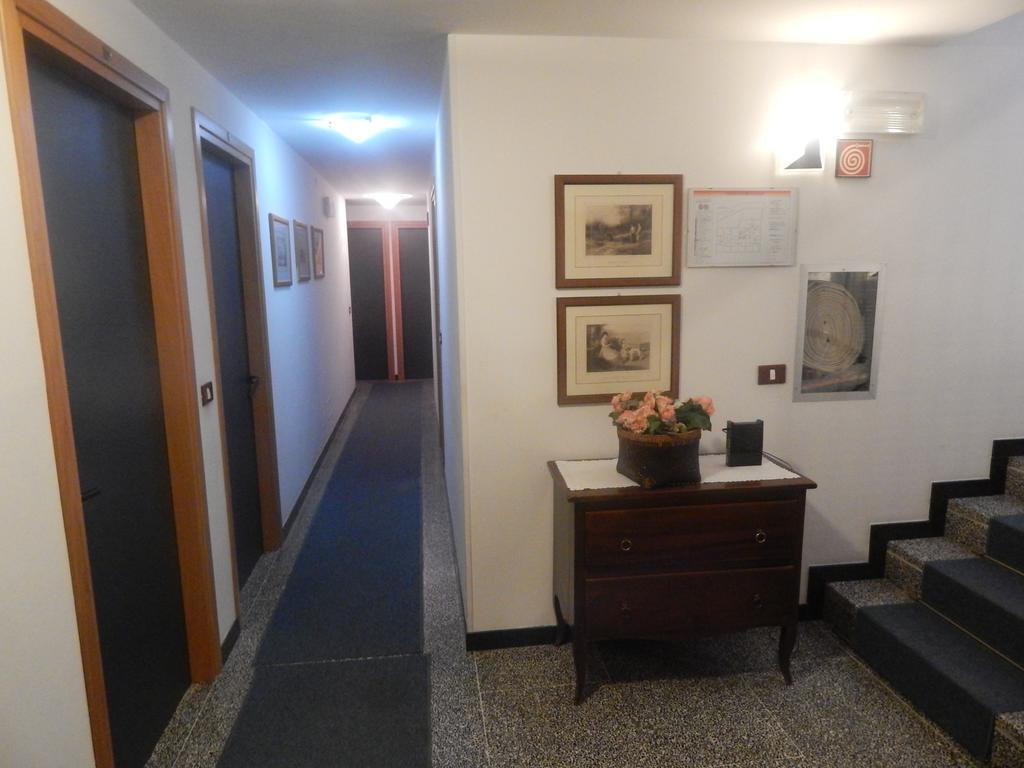 Hotel Aurora Treviso Buitenkant foto